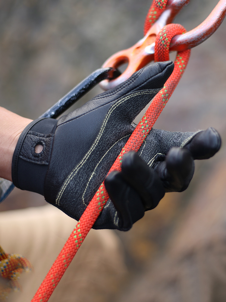 Outdoor Gloves Downhill Troops – обзор и цена Outdoor Sport Gloves
